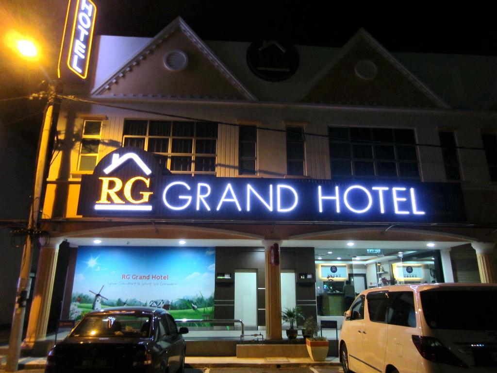 Rg Grand Hotel Batu Pahat Exterior photo